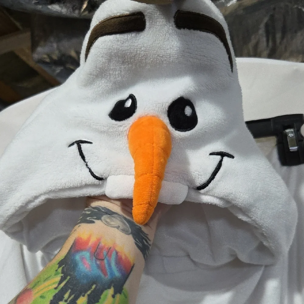 Disney Frozen 2 Olaf Hooded Blanket